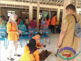 Acara Pelatihan Budidaya Tanaman Obat oleh KKN UAD